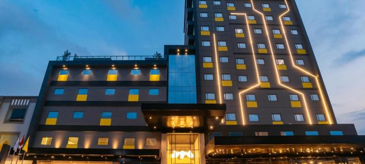 Yello Hotel Harbour Bay Batam Hotele w: Batam