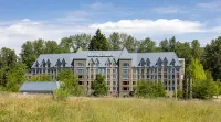 DoubleTree by Hilton North Vancouver - Strand