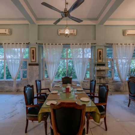 Umaid Palace - Luxury Resort Near Jaipur Close to Bhangarh & Chand Baori Stepwell Abhaneri