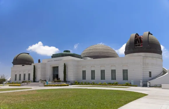 洛杉磯伯班克機場萬怡酒店