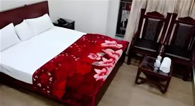Fine Star Hotel Отели рядом с Аэропорт Фейсалабад