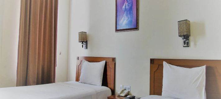 Pia Hotel Cirebon Hotels in Kejaksan