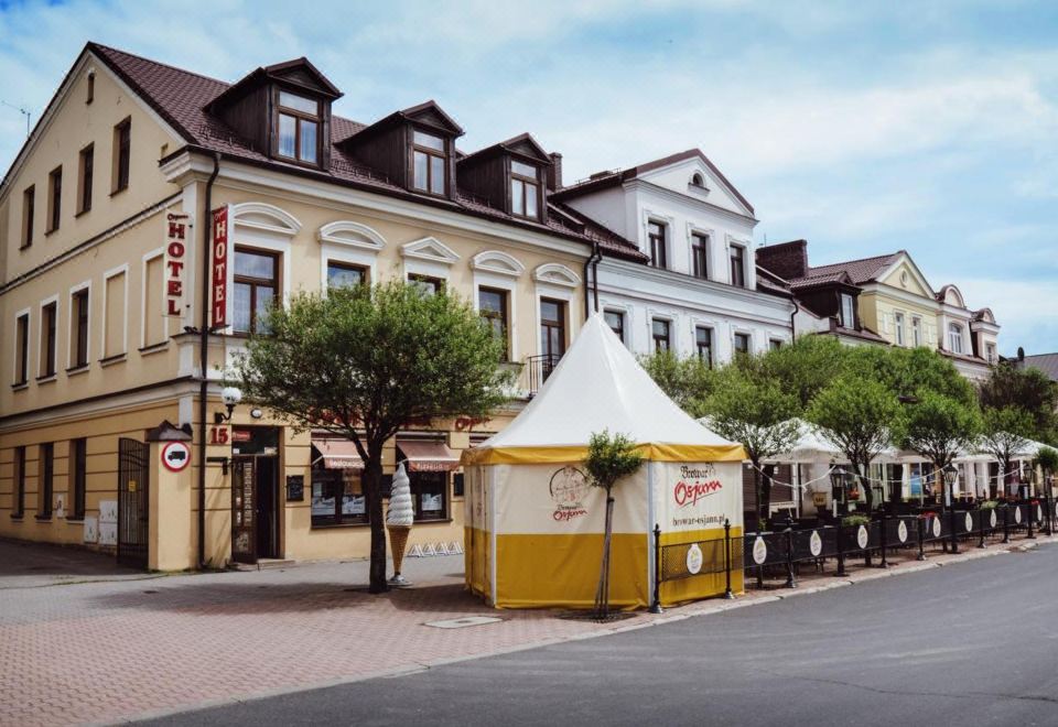 hotel overview picture