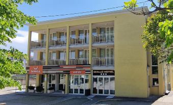 Hotel Giallo