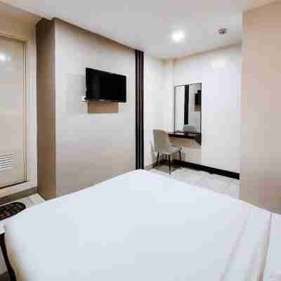 Bamboo Garden Bussiness Inn Rooms