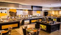 Garden Court or Tambo International Airport - พร้อมอาหารเช้า