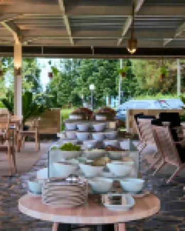 Luxcamp Bukit Damar - Puncak by Horison