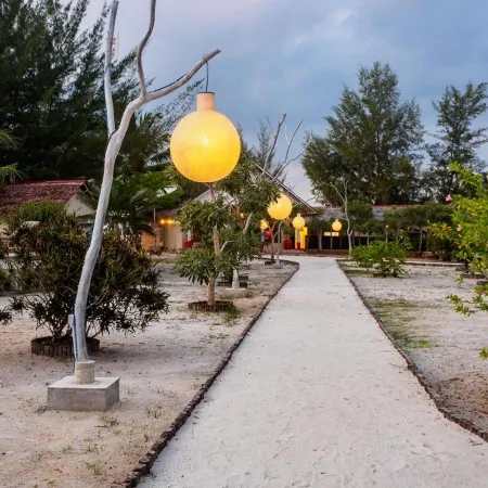 Roka Resort Отели рядом с достопримечательностью «Пляж Trikora»