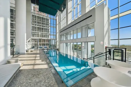 Sentral Michigan Avenue Отели в г. Чикаго