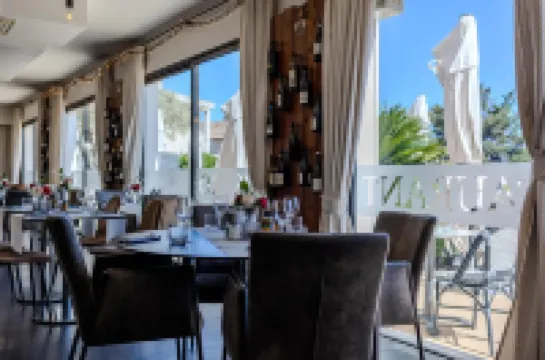 Hotel & Restaurant Perla Riviera