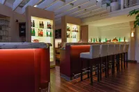 Atrium Hotel Amadeus - С баром