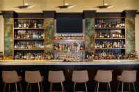 DoubleTree by Hilton Houston Westchase - Barer