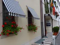 Charming Hotel dei Chiostri Hotels in Follina
