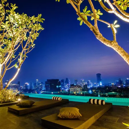 GLOW PARK HOTEL Grand Royal Palace