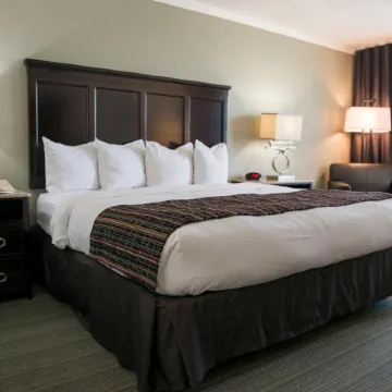 Country Inn & Suites by Radisson, Effingham, IL