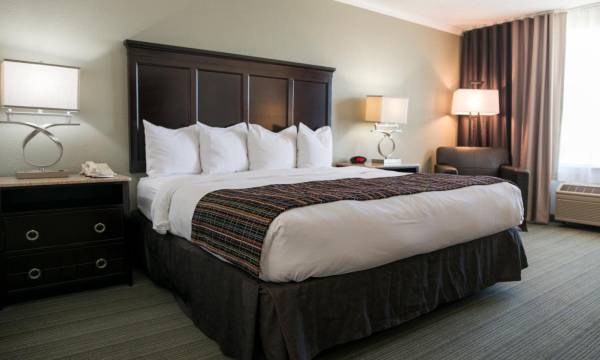 Country Inn & Suites by Radisson, Effingham, IL