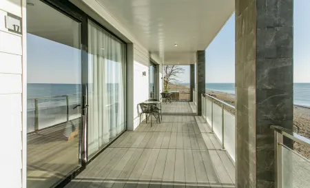 Costa d'Ora Отели рядом с достопримечательностью «Гагрский аквапарк»