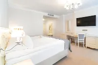 Russian Seasons Vyatskoye Village  Hotels のホテル