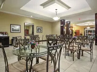 La Quinta Inn & Suites by Wyndham New Iberia - breakfast