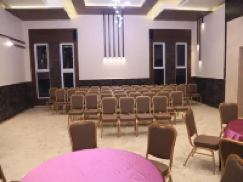 Kings Bury Inn Hotels in Thanjavur