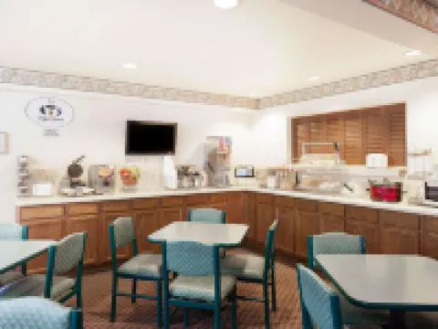 Super 8 by Wyndham Yuma Hotels in Yuma