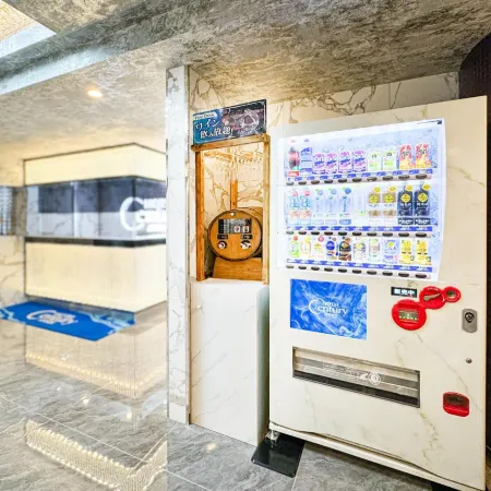 Hotel Century Annex Отели рядом с достопримечательностью «Парк Тиба»