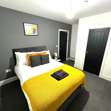 Chantry Suites by SA Stays