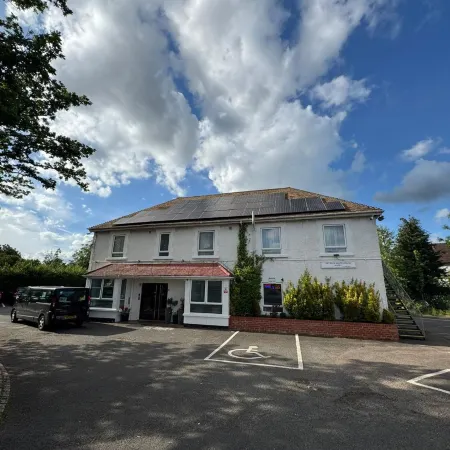 The Gatwick White House Hotel
