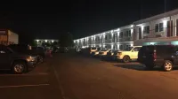 Siesta Inn McAllen - Parkplatz