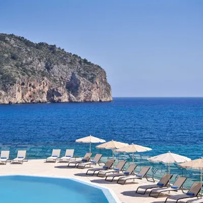 Bahía Suites Camp de Mar Hotels near Camp de Mar