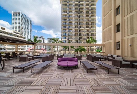 애스턴 와이키키 비치 타워