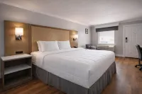 Destin Inn & Suites - 2-Star