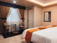 Emmie Hotel