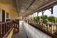 Shivneri Valley Resort - parking