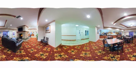 Holiday Inn Express & Suites Longmont - Boulder Area Отели в г. Нивот