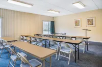 Baymont by Wyndham Warrenton Hotels in Warrenton
