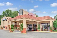 Days Inn by Wyndham Memphis at Graceland Hotels in Memphis