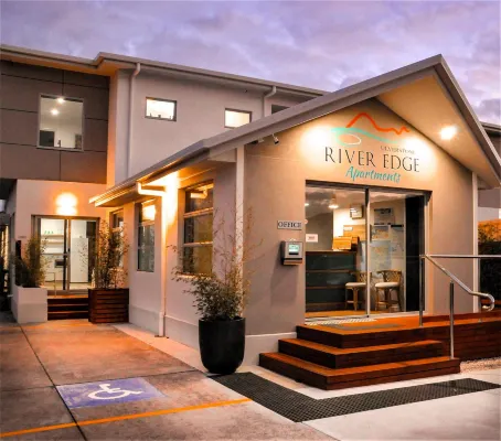 Ulverstone River Edge HolidayApartments Hotels in Penguin