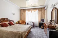 Hotel Platan