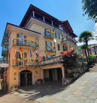 Hotel Azalea - 3-Sterne