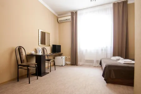 Атлантида Отели рядом с достопримечательностью «Ессентуки, Санаторий»