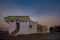 Oriental Nights Rest House - parcheggio
