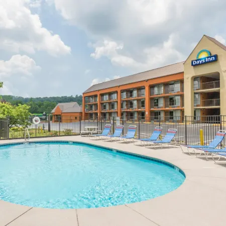 Days Inn by Wyndham Knoxville East