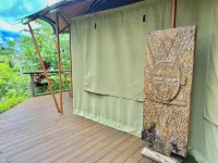 Palau Carolines Resort Hotel a Meyungs