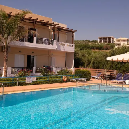 Niriides Hotel Apts Studios