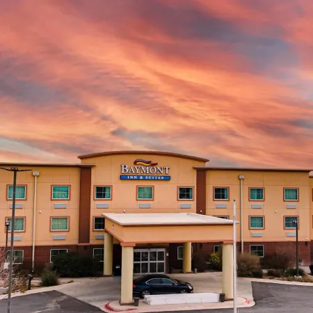 Baymont by Wyndham Midland Center