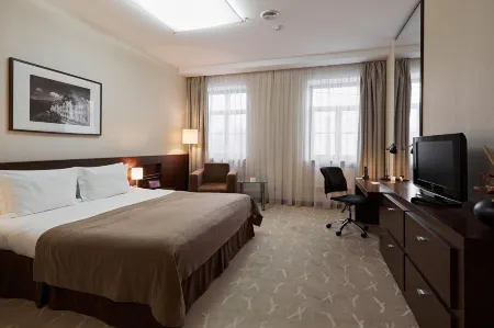 Кадашевская Отели рядом с достопримечательностью «Храм Василия Блаженного»