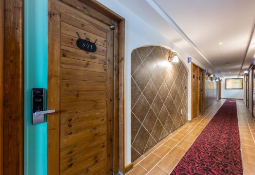 충주 숙소 내부 전경