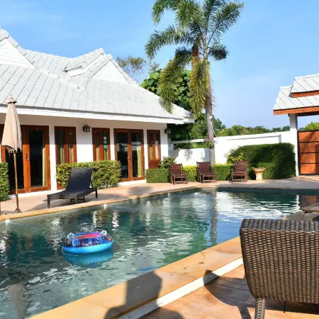 Rungnara Pool Villa