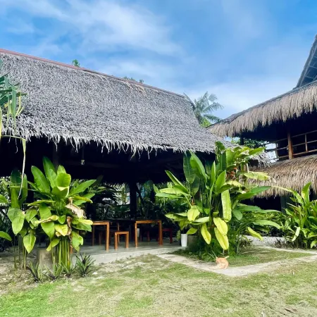Siargao Sunflower Suites